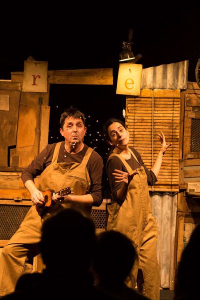 Distribución de espectáculos: La gallina de los huevos de oro